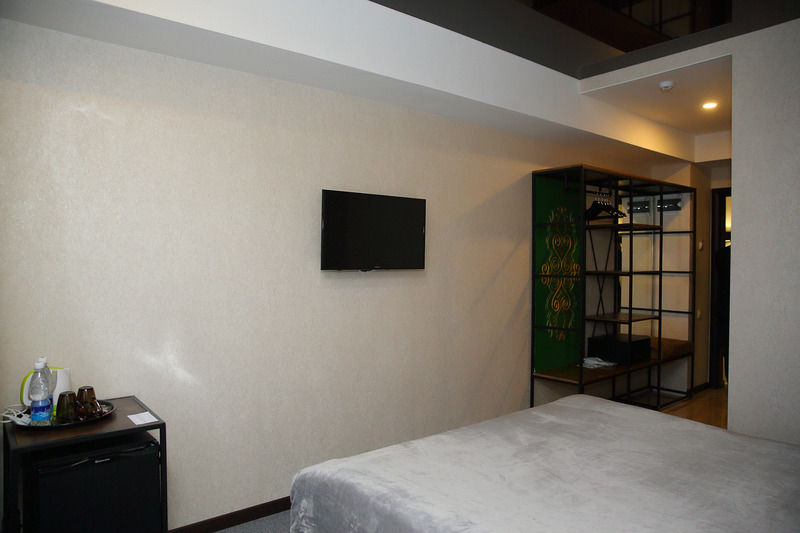My Hotel Bishkek Esterno foto